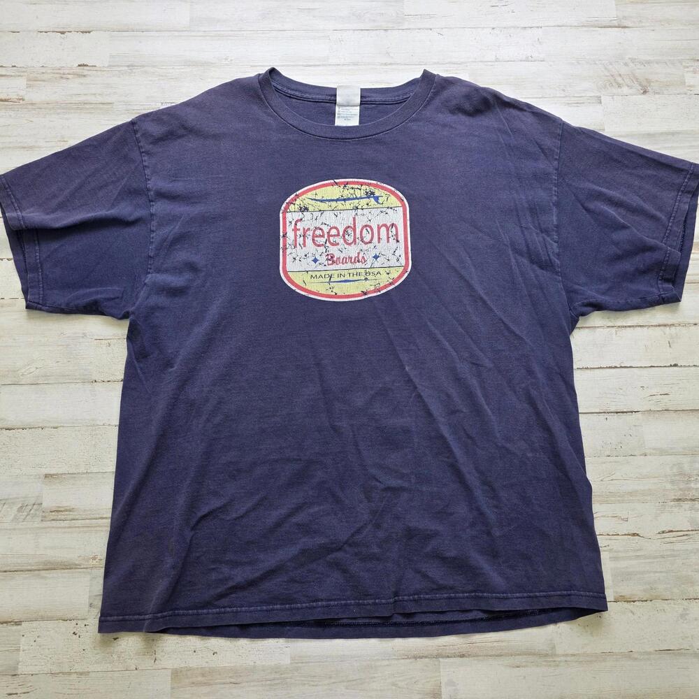Vintage Freedom Surfboards Graphic Tee Made in USA Men's XL Cotton T-Shirt